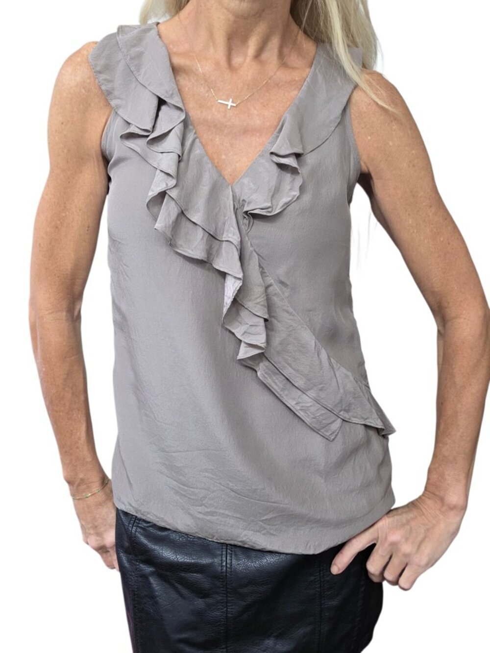 Banana Republic 100% Silk Ruffle V Neck Blouse Taupe XS
